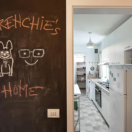 Frenchie's * Брашов